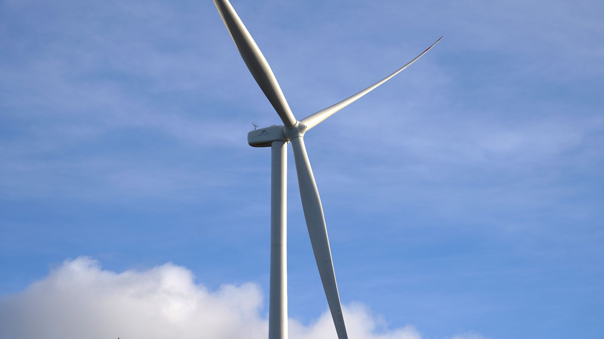 Wind-turbine-sample